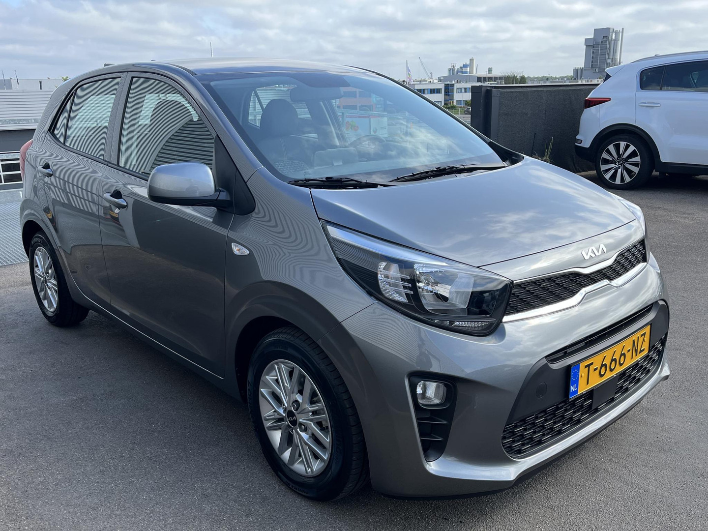 Kia Kia