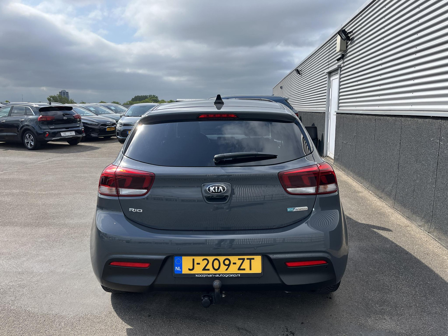 Kia Kia