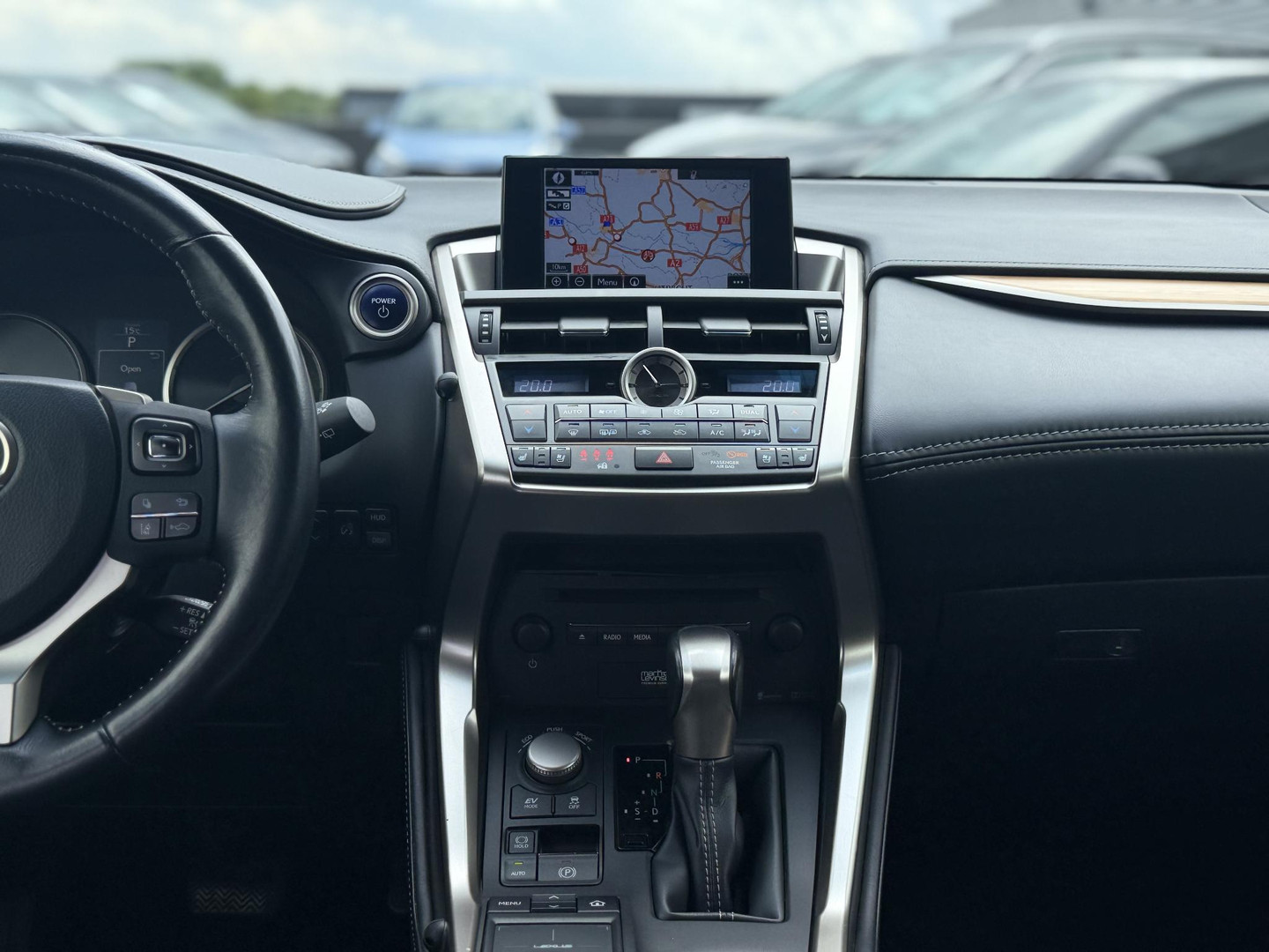 Lexus Lexus