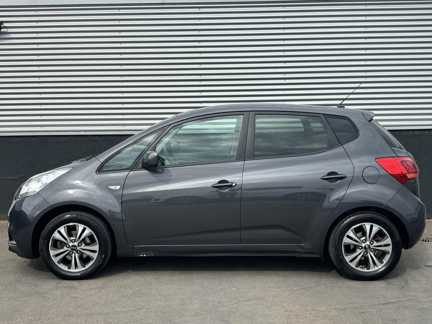 Kia Kia