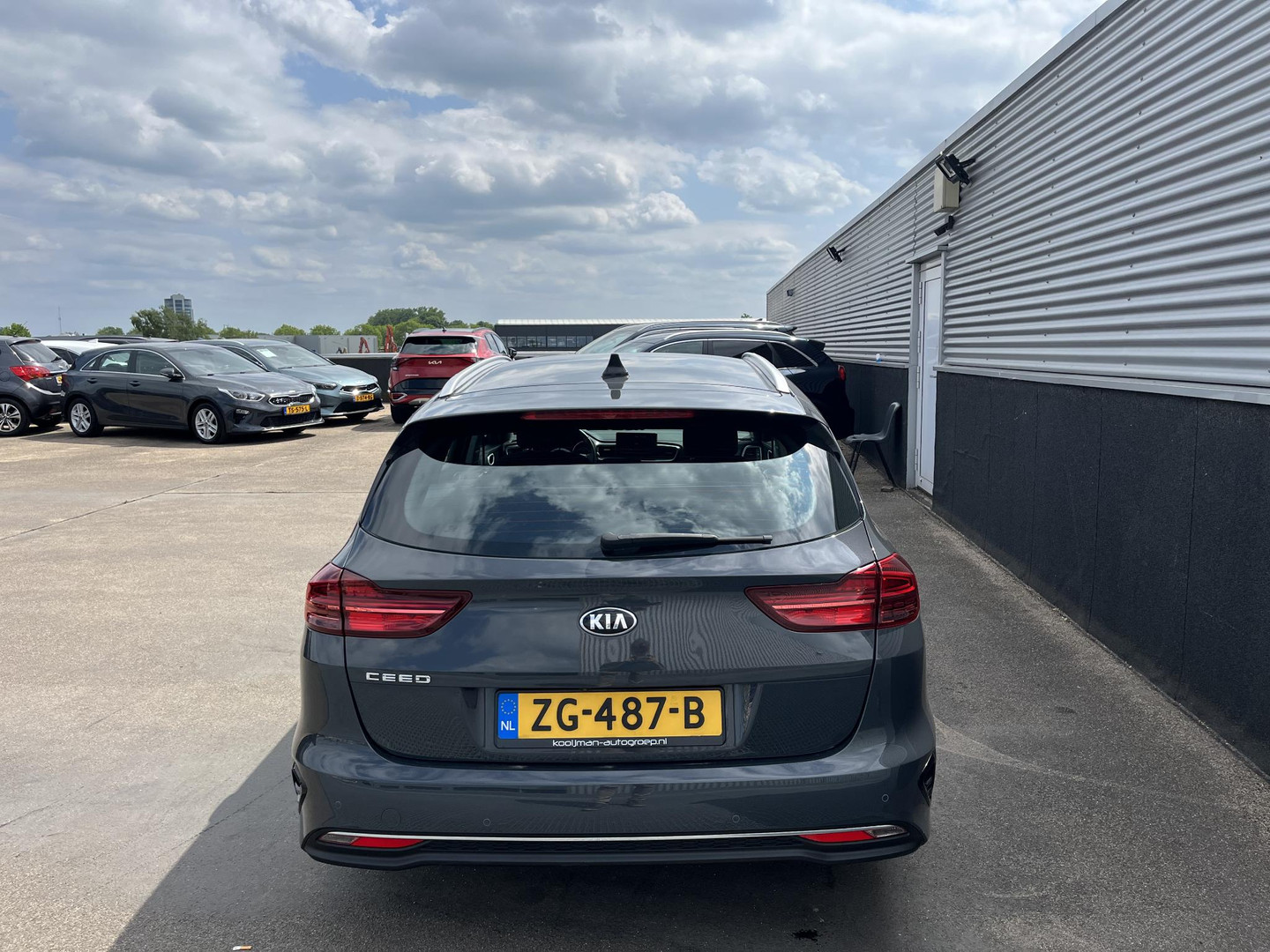 Kia Kia