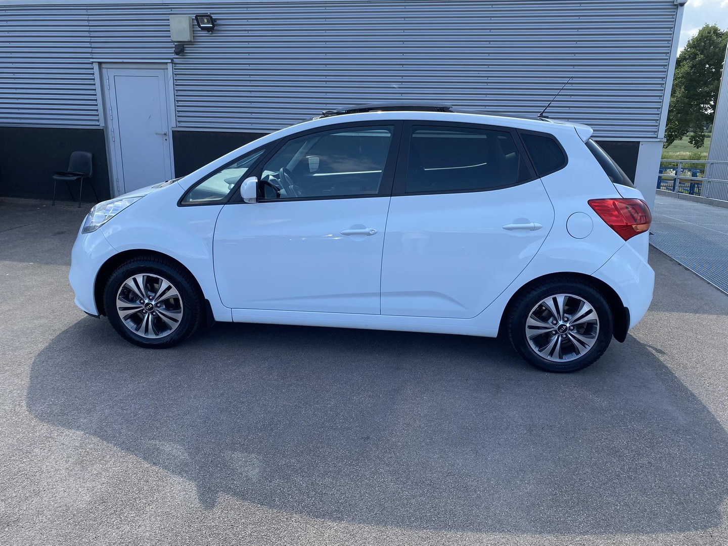 Kia Kia