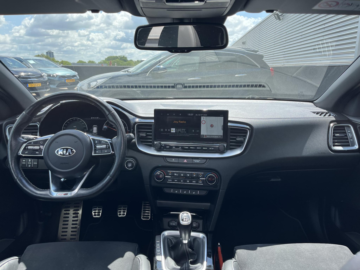 Kia Kia