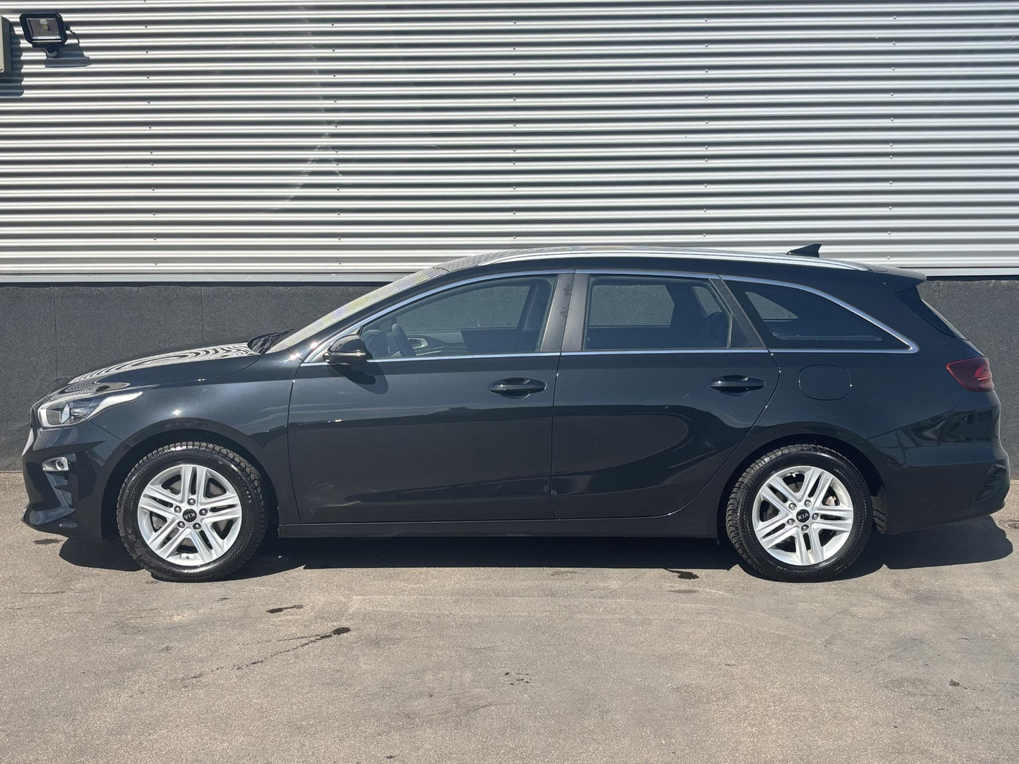 Kia Kia