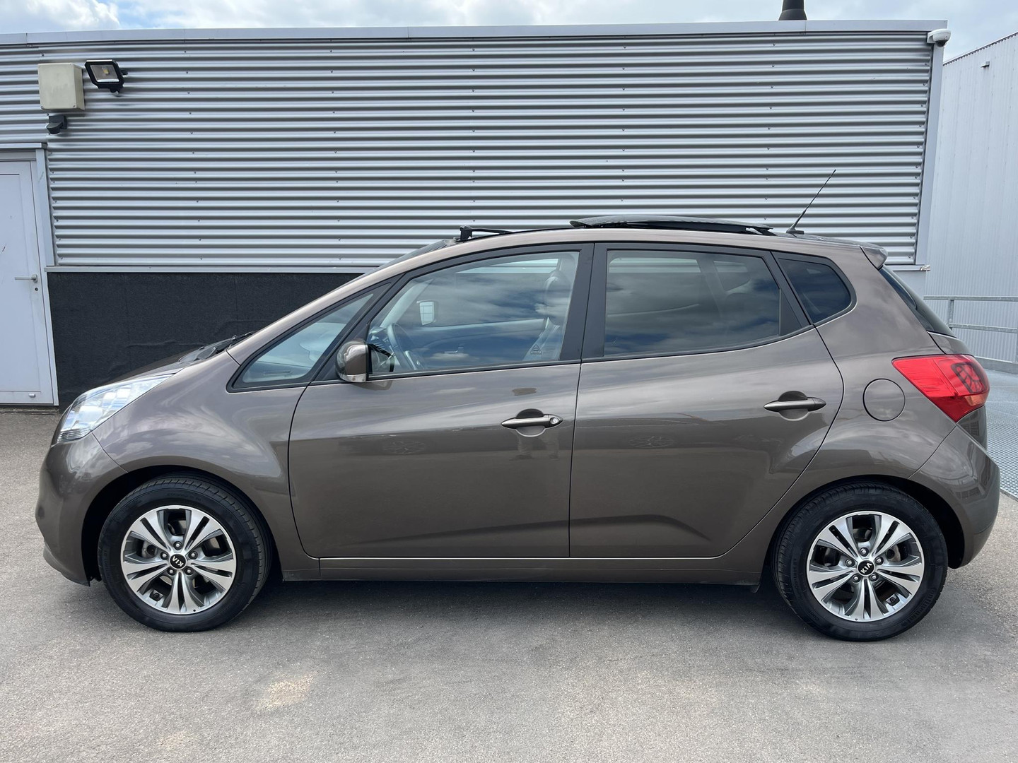 Kia Kia