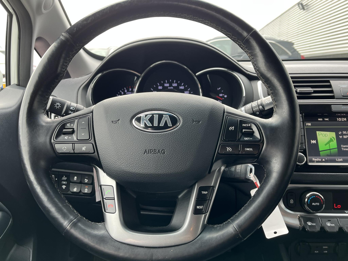 Kia Kia