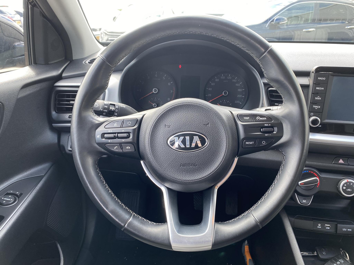 Kia Kia
