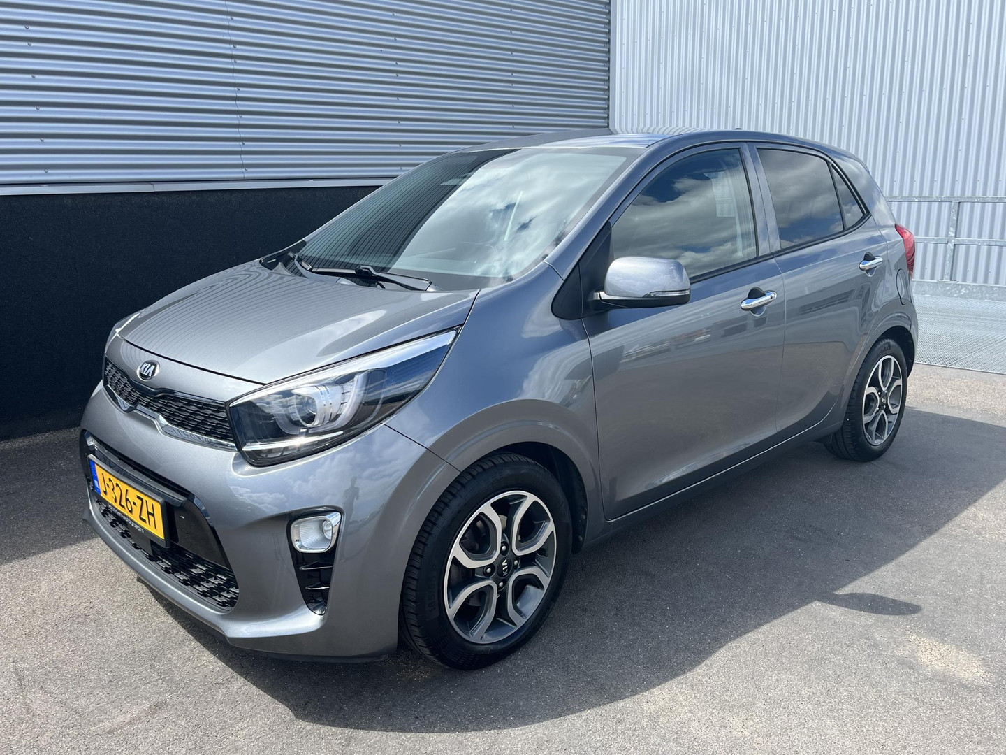 Kia