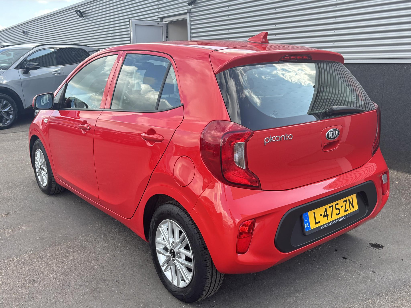 Kia