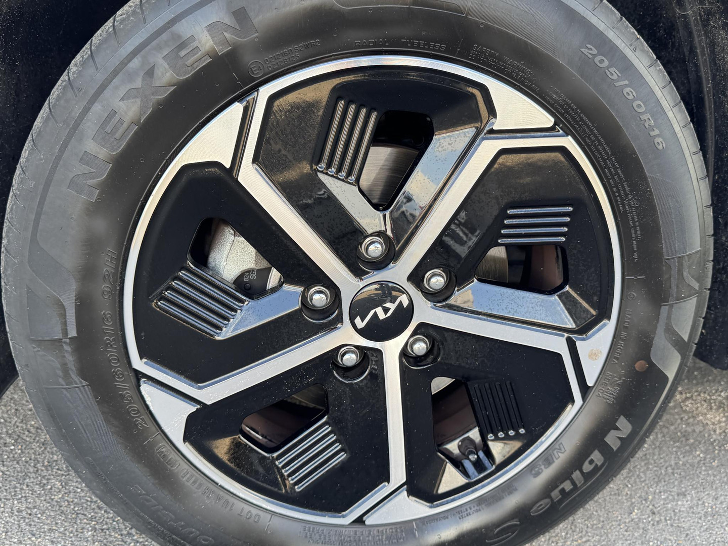 Kia