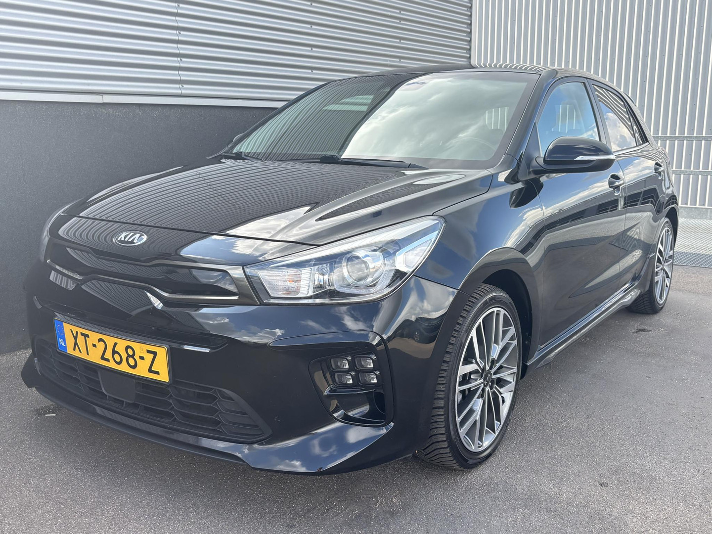 Kia