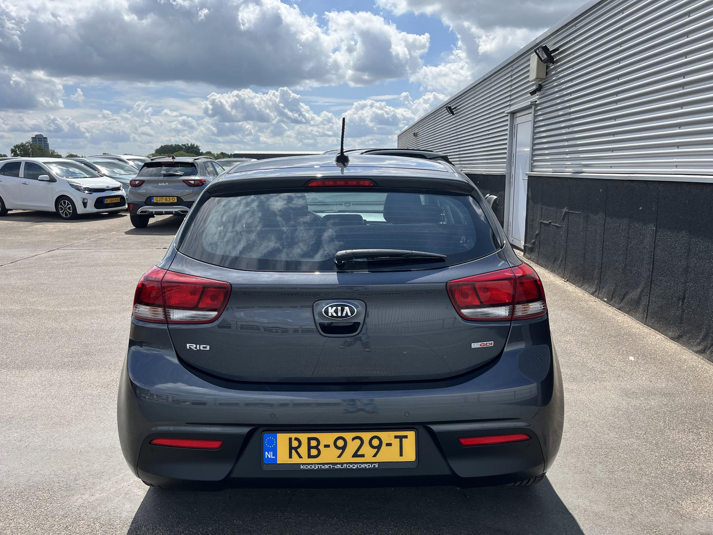 Kia Kia