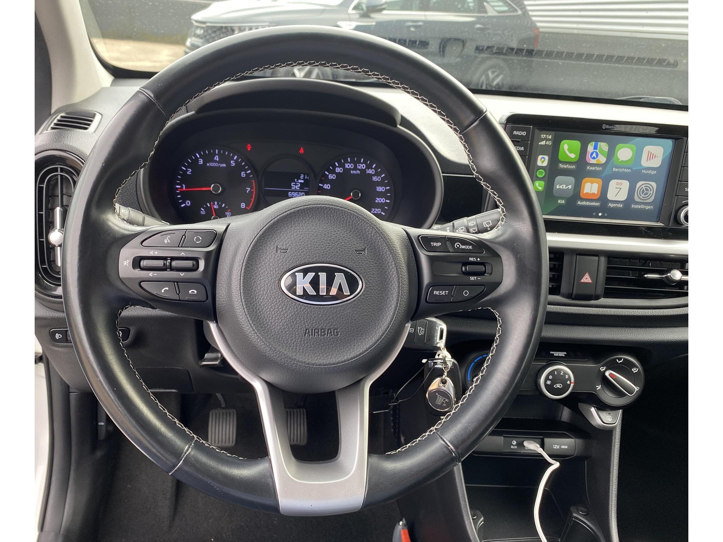 Kia Kia