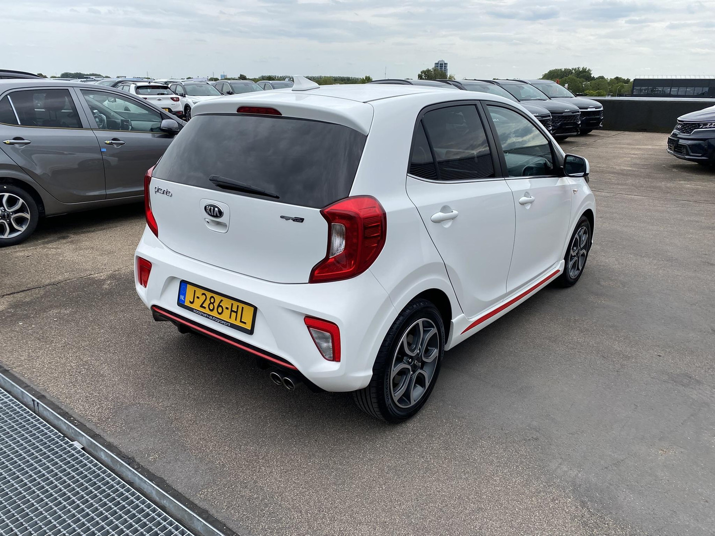 Kia