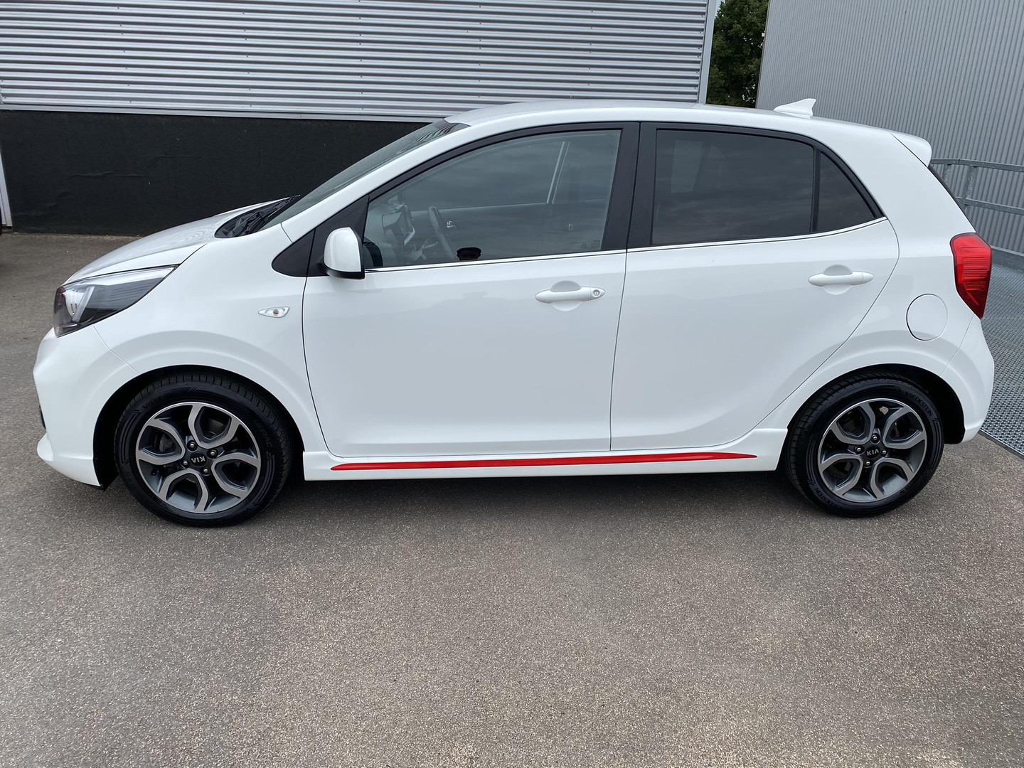 Kia