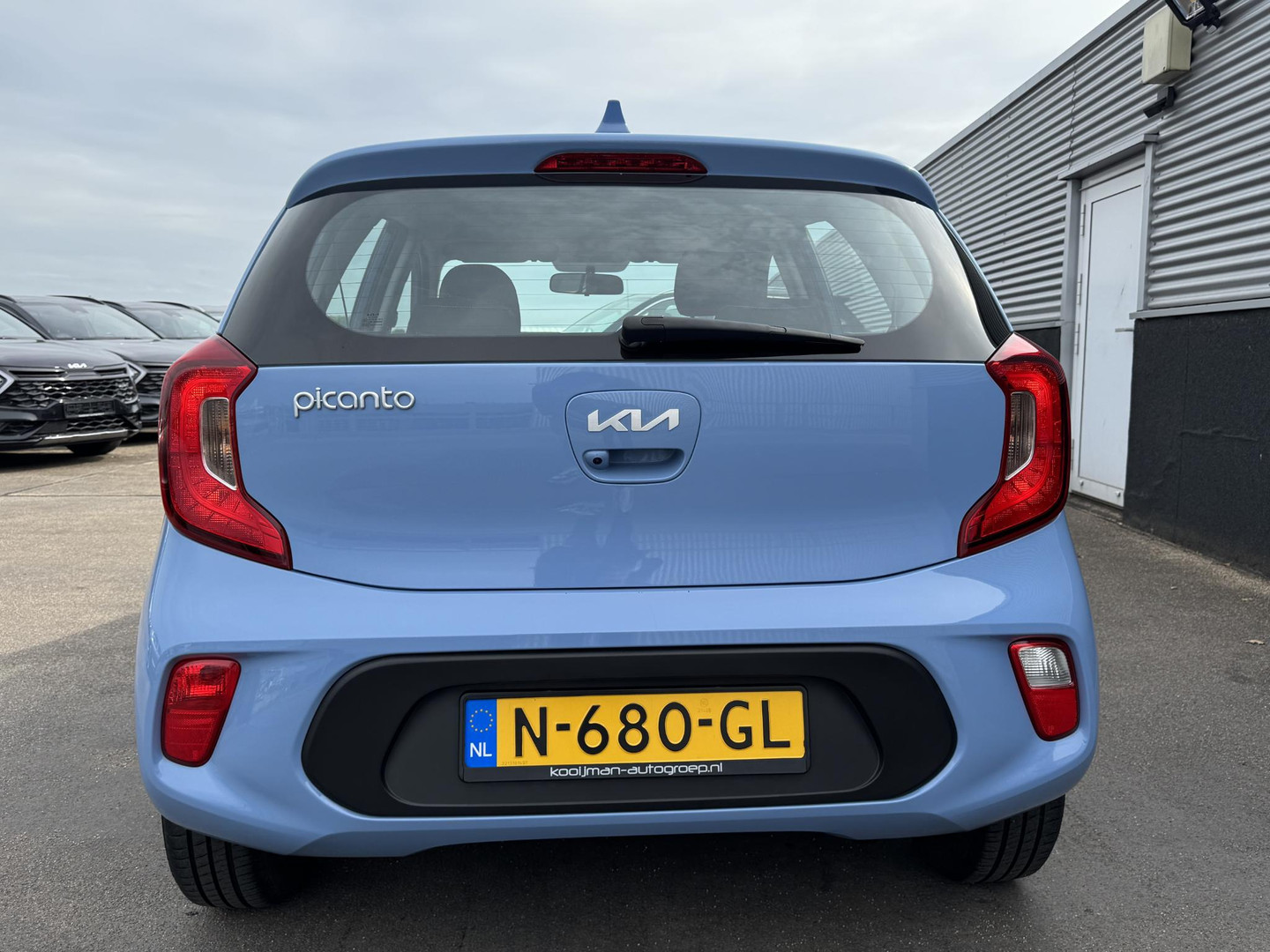 Kia