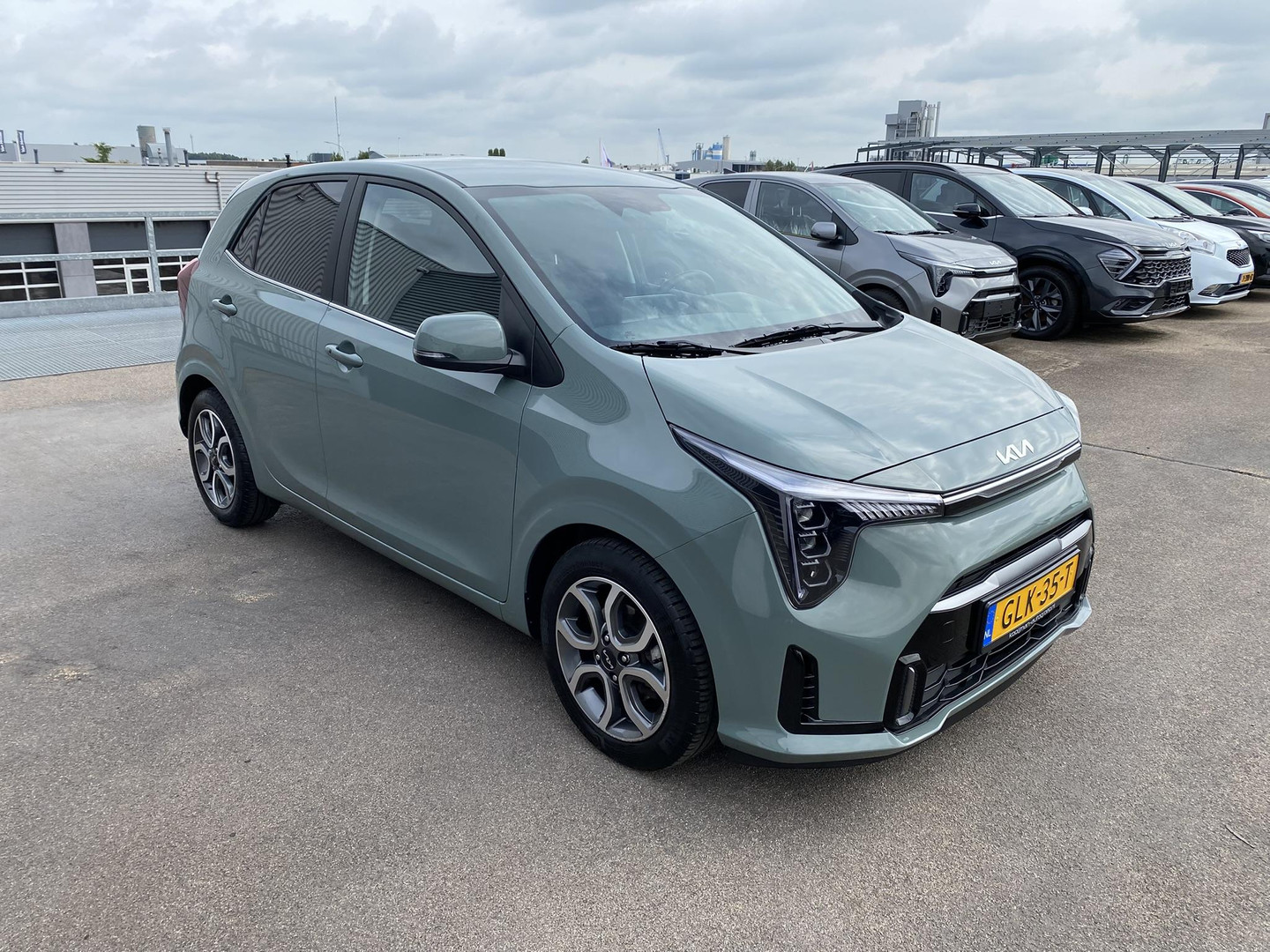 Kia