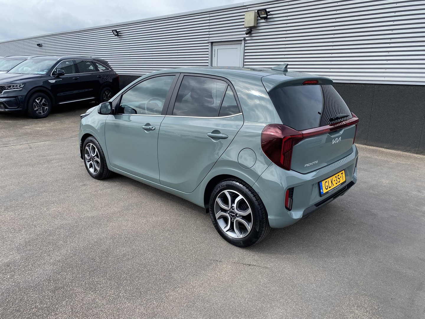 Kia