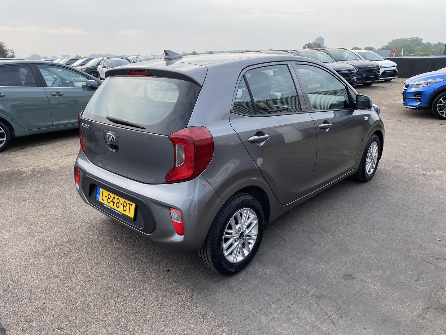 Kia