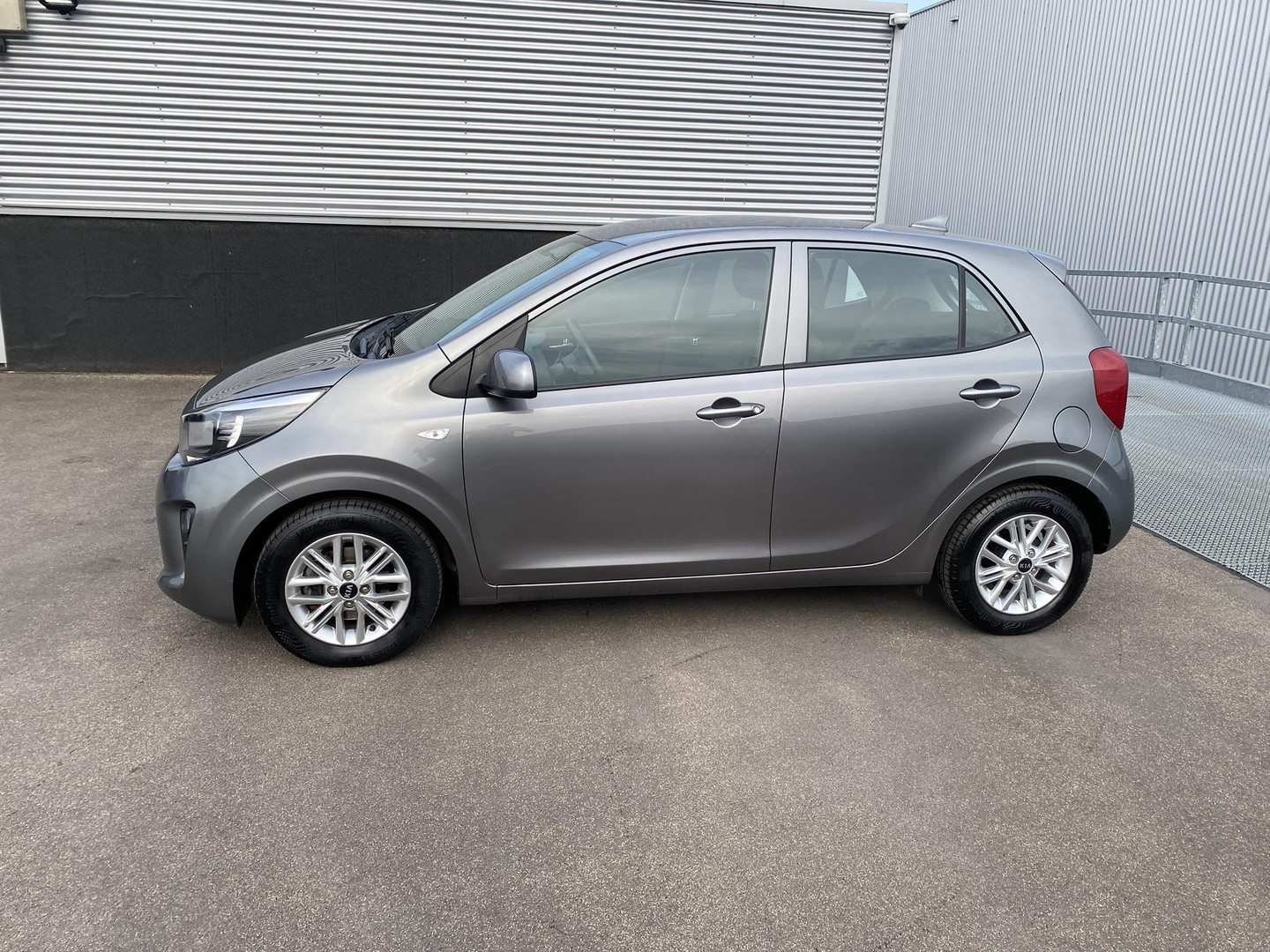 Kia