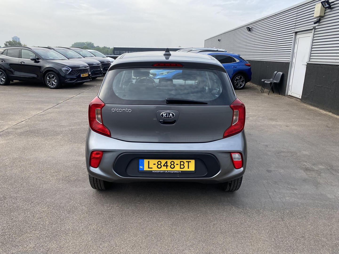 Kia