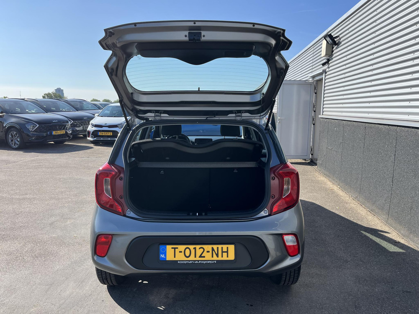 Kia