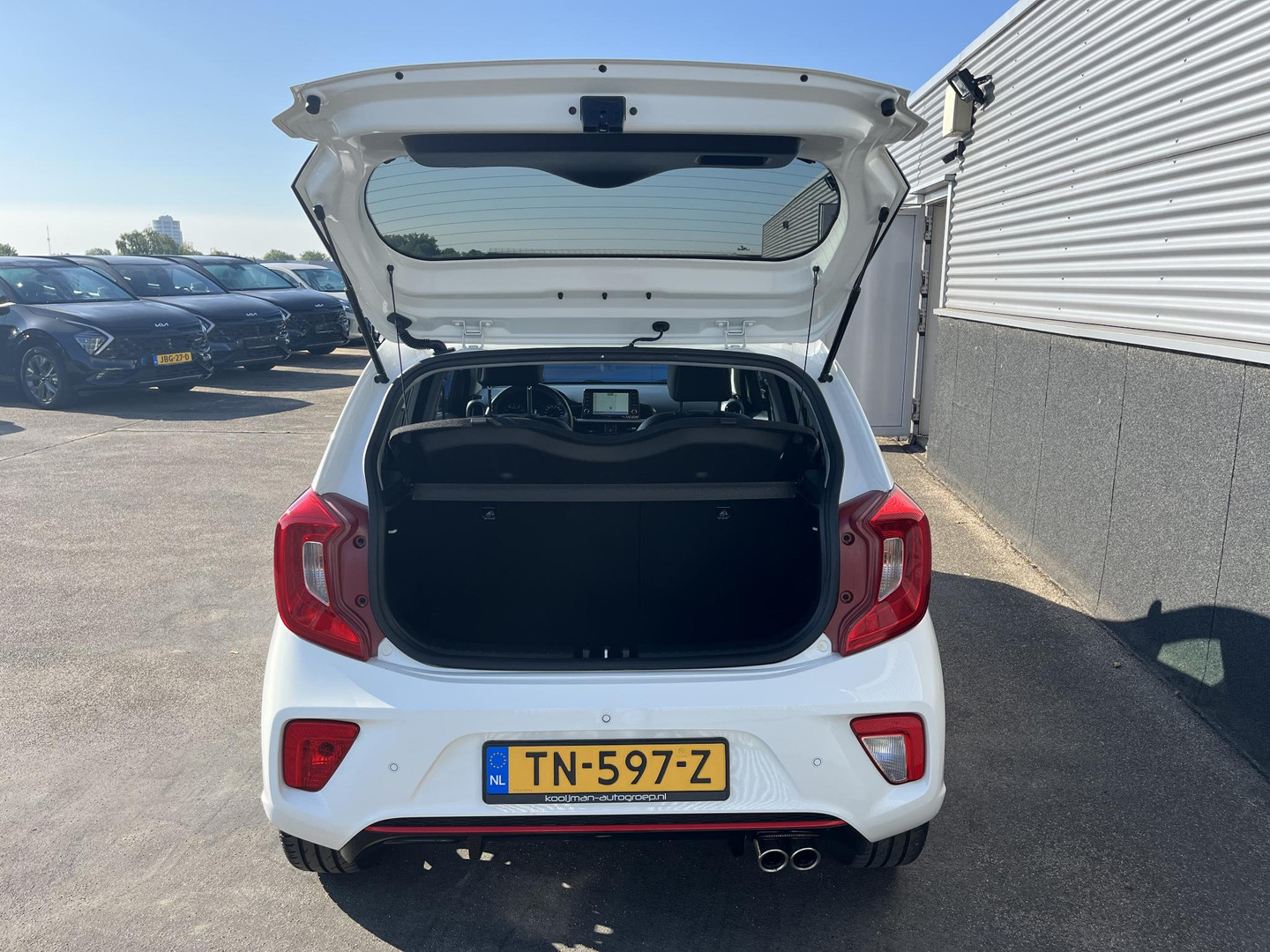 Kia