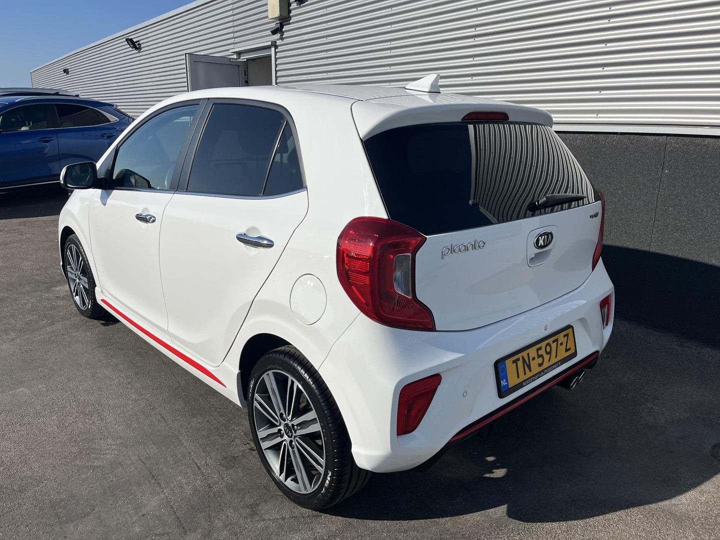 Kia