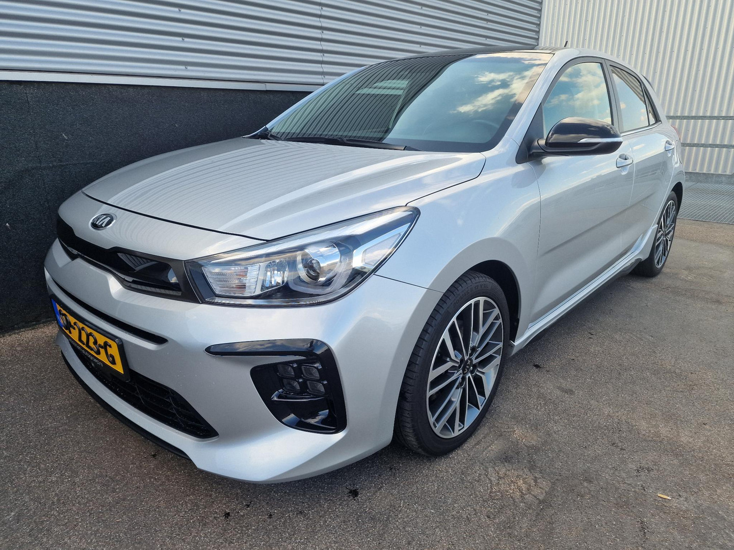 Kia Kia