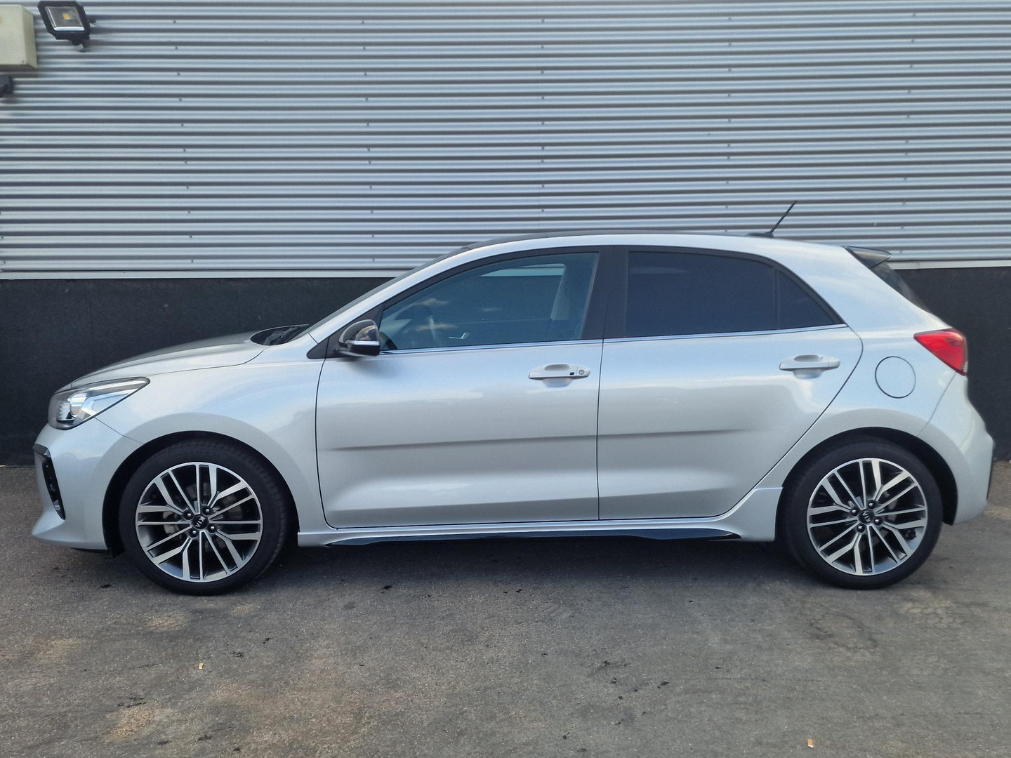 Kia Kia