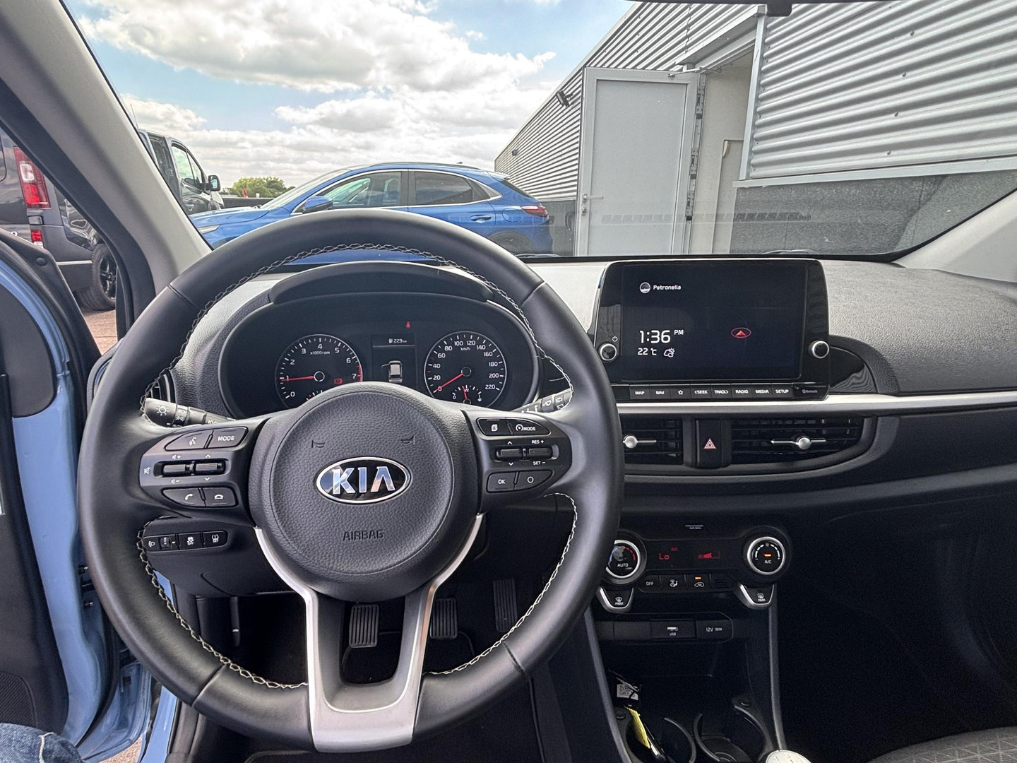 Kia Kia