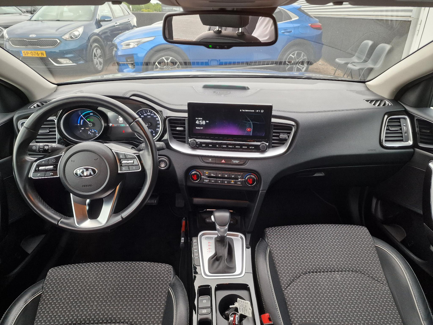 Kia