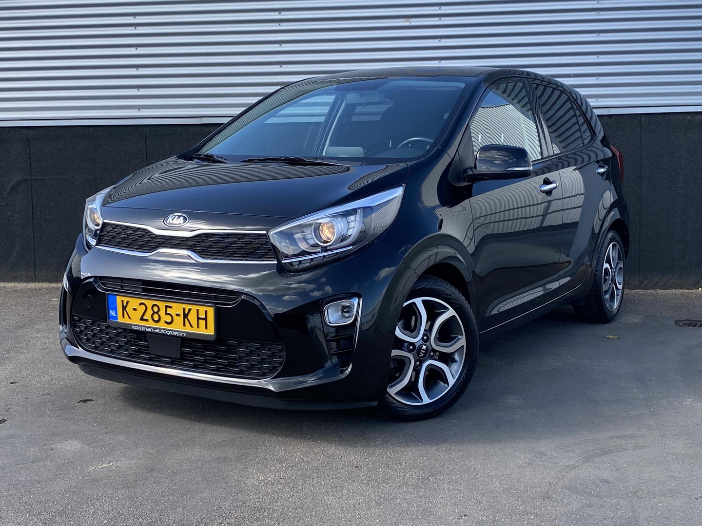 Kia