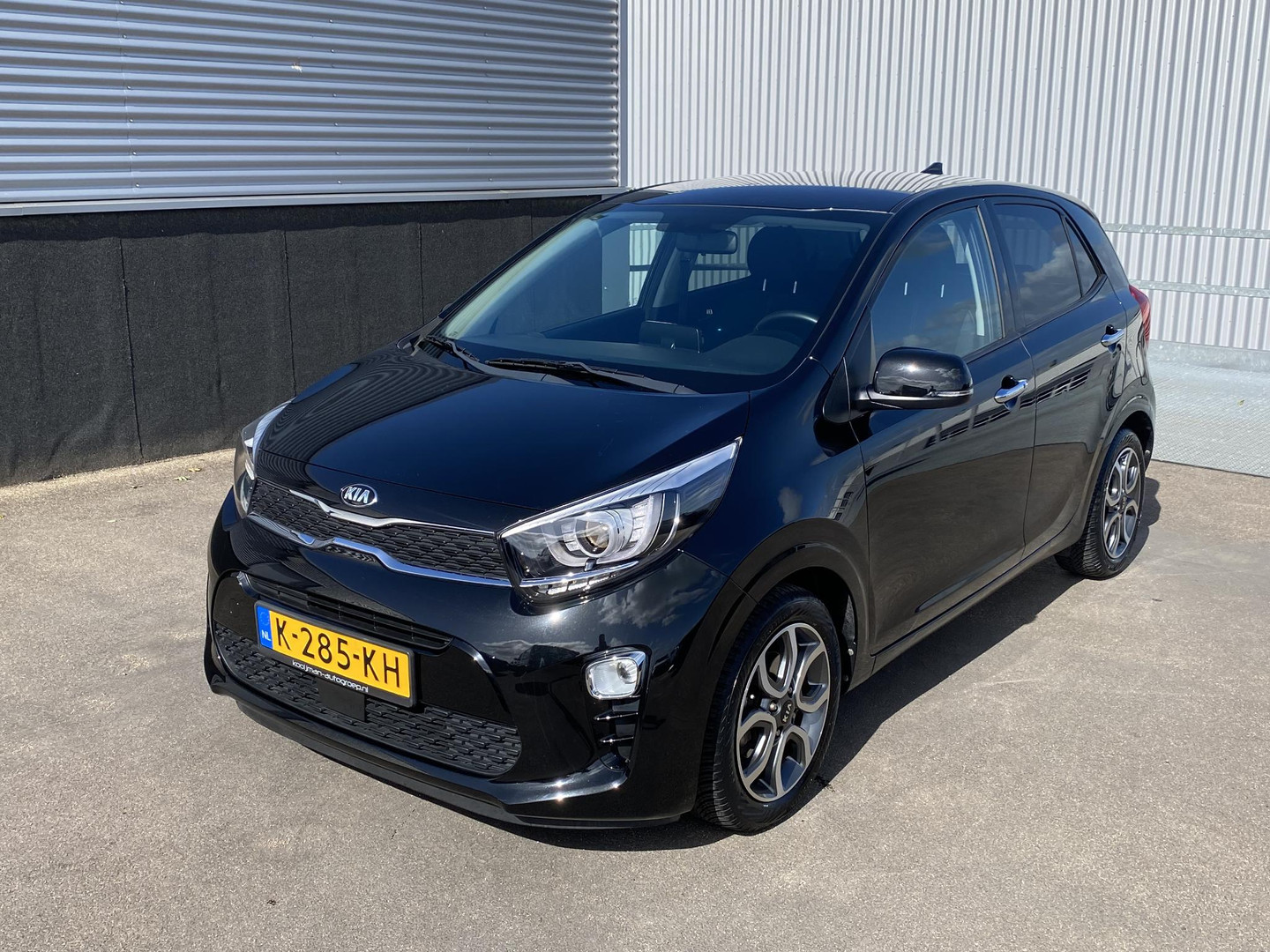Kia