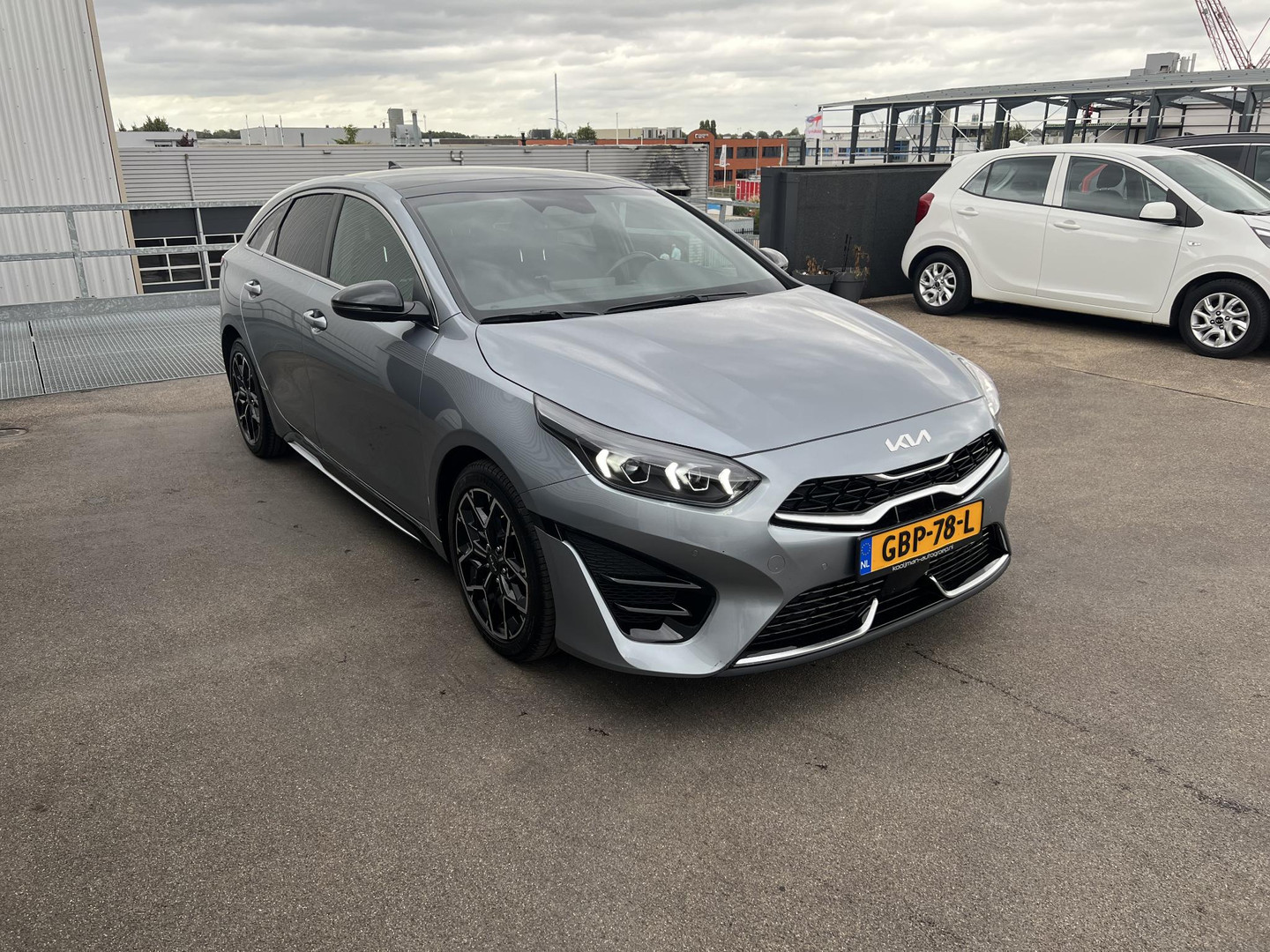 Kia