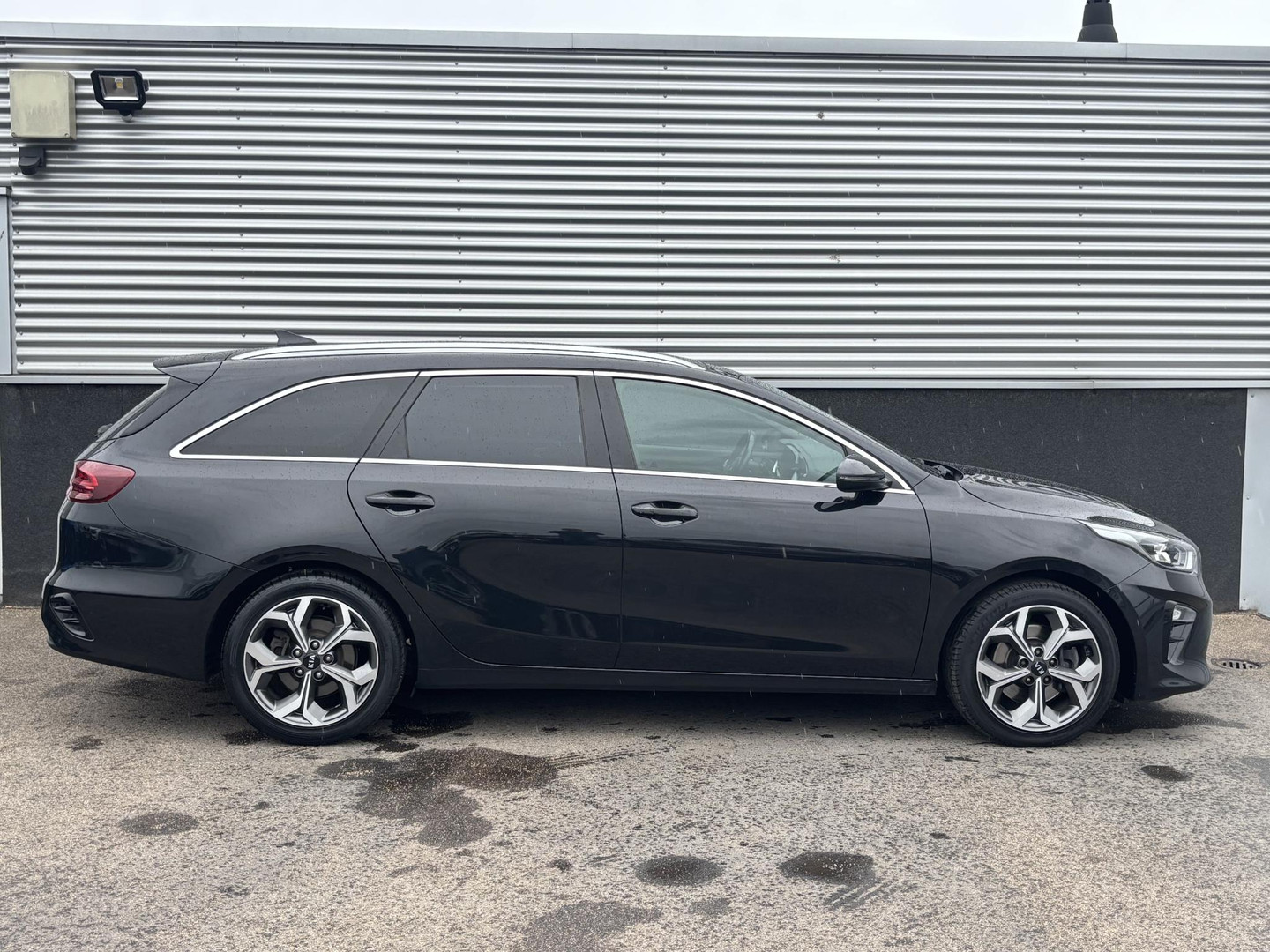 Kia Kia