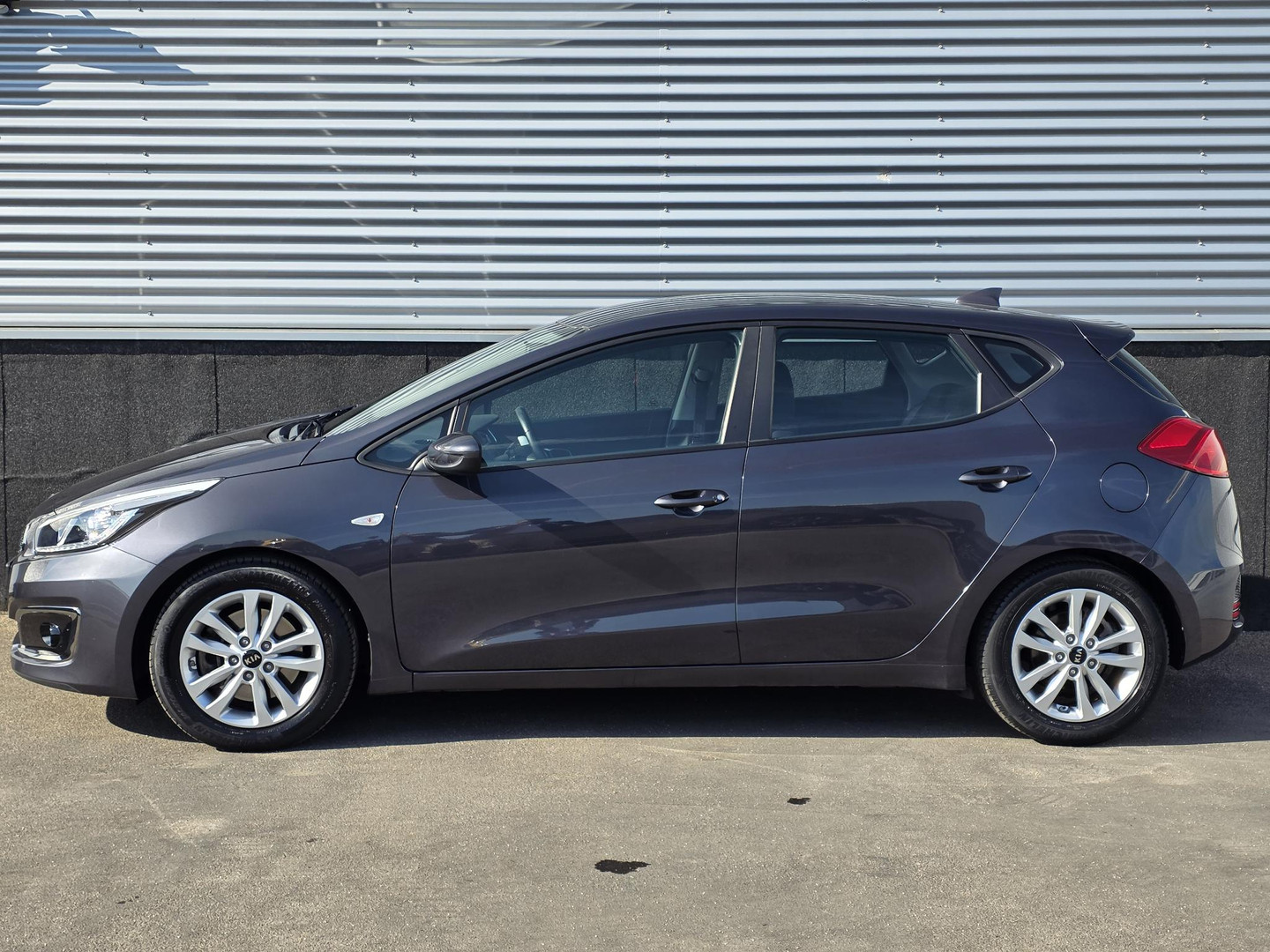 Kia Kia