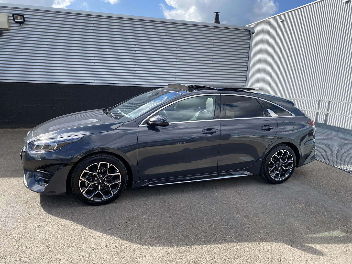 Kia Kia