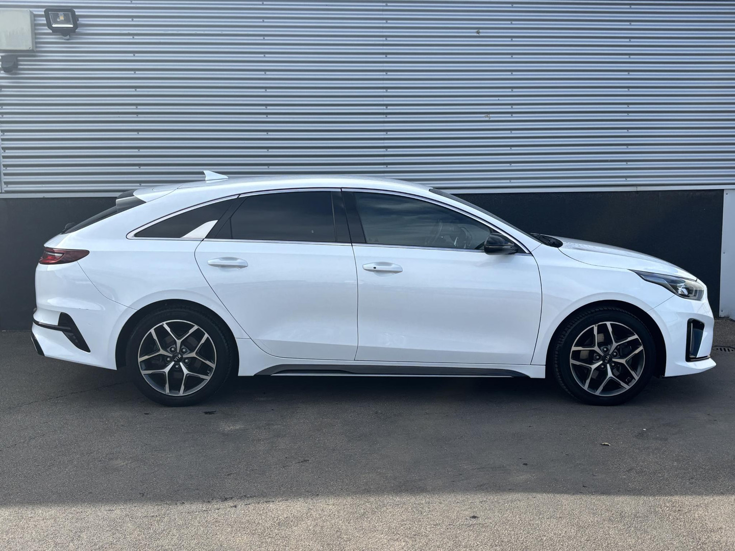 Kia Kia