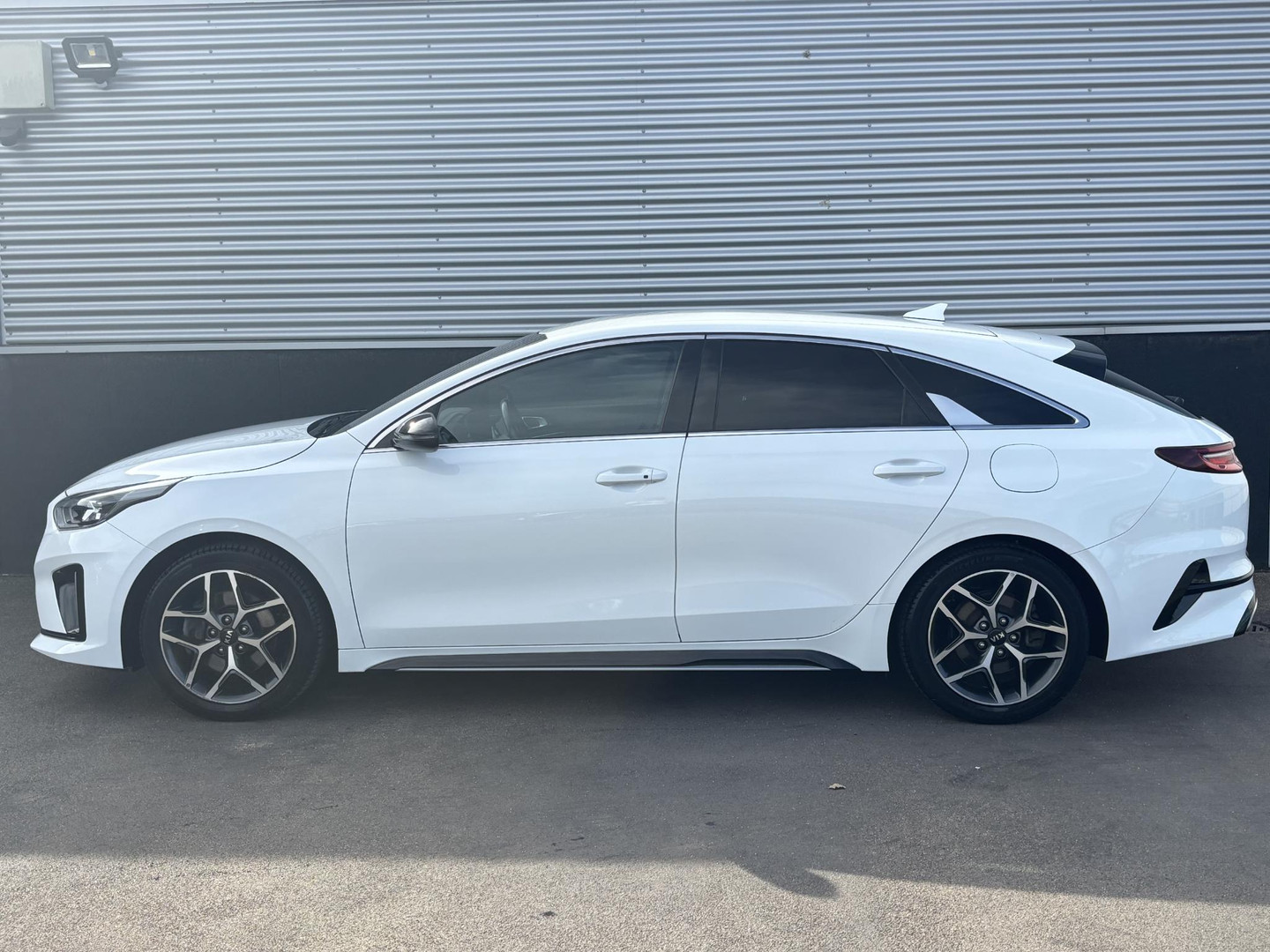 Kia Kia