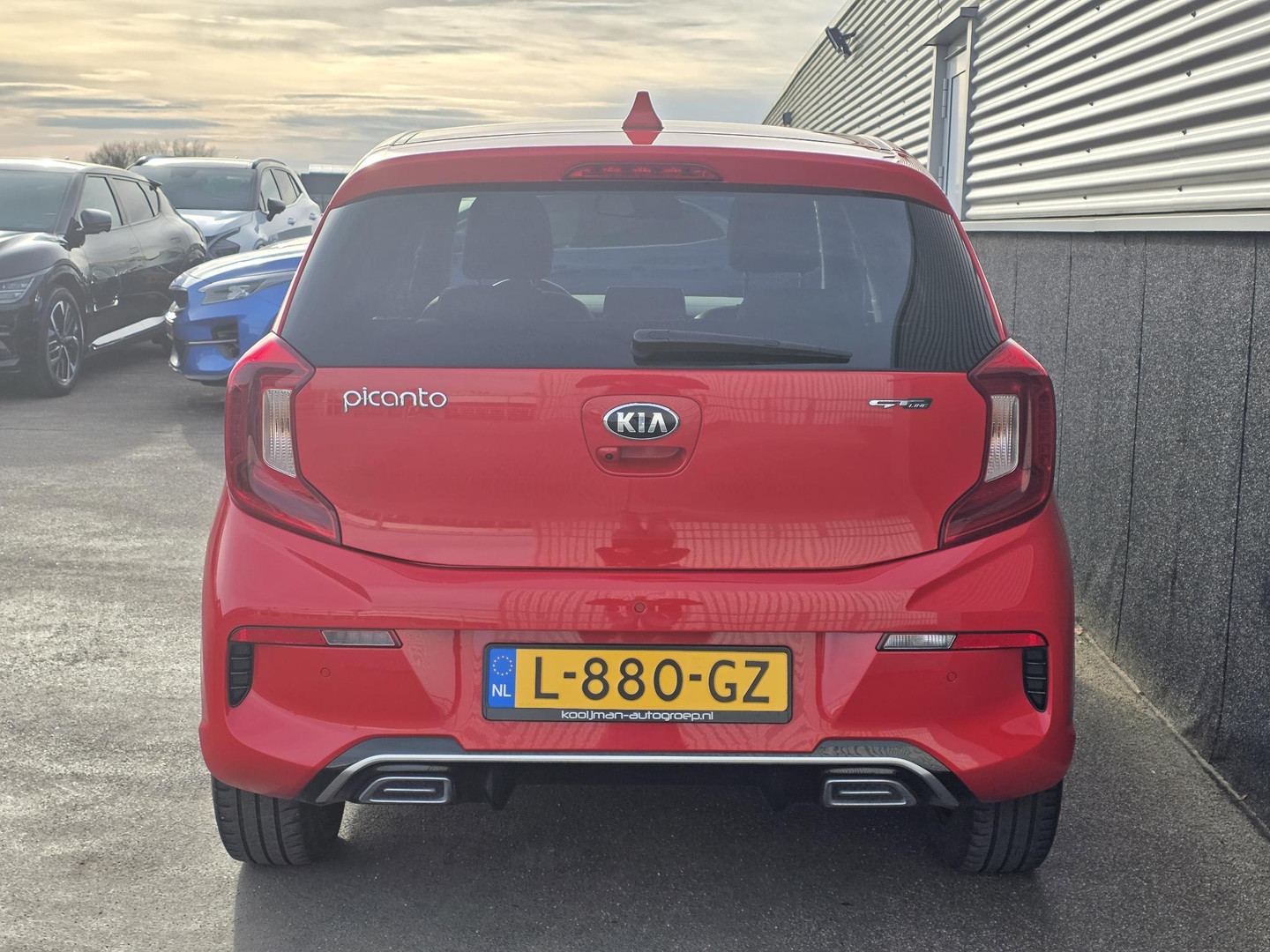 Kia