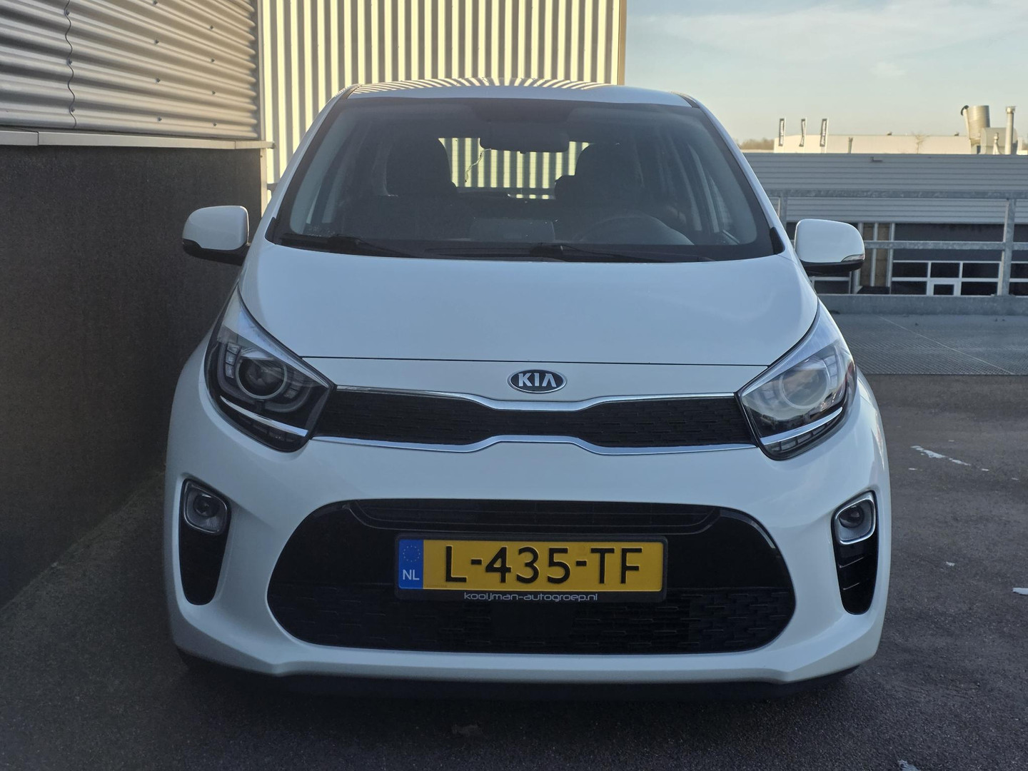 Kia