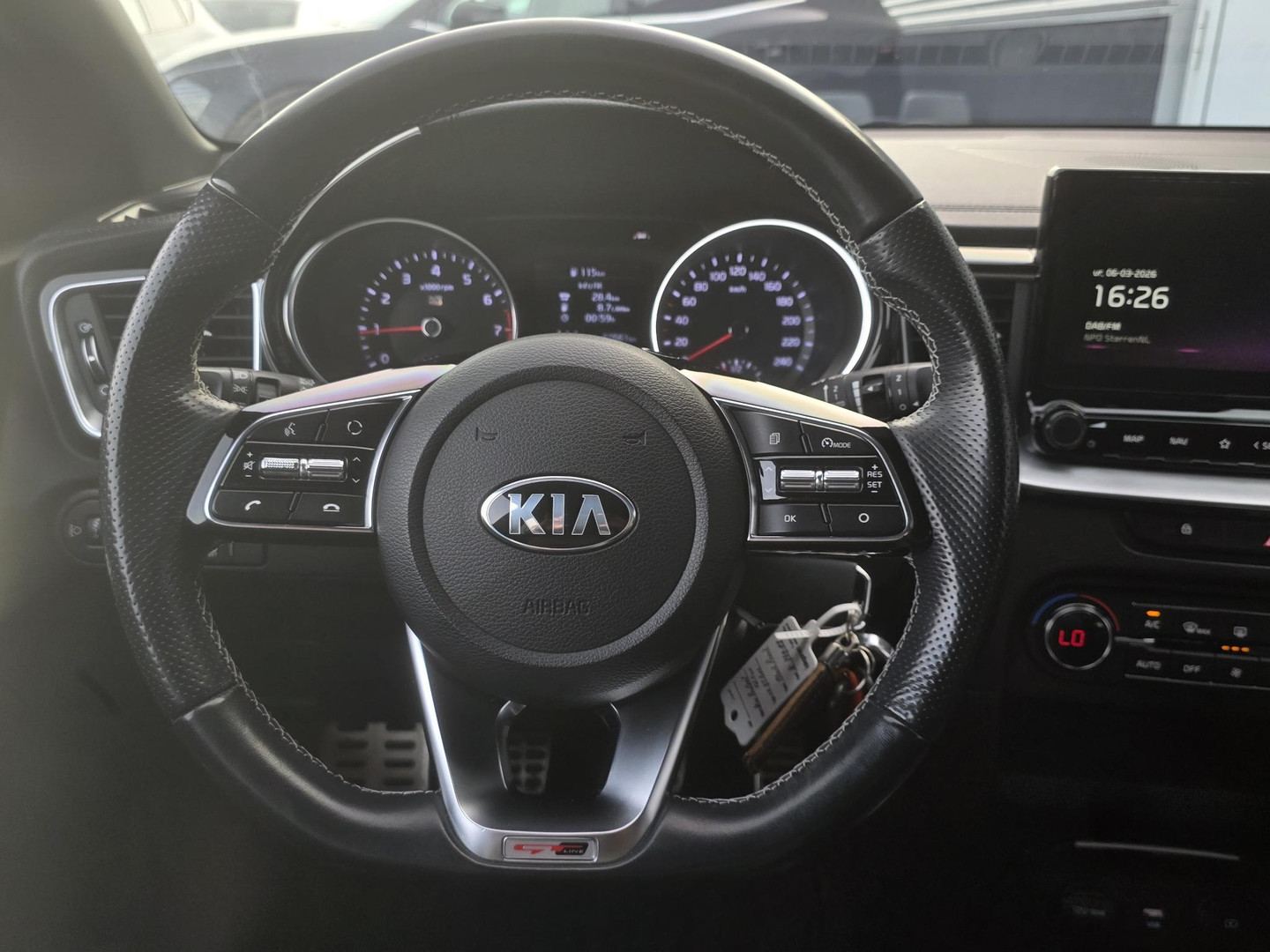 Kia