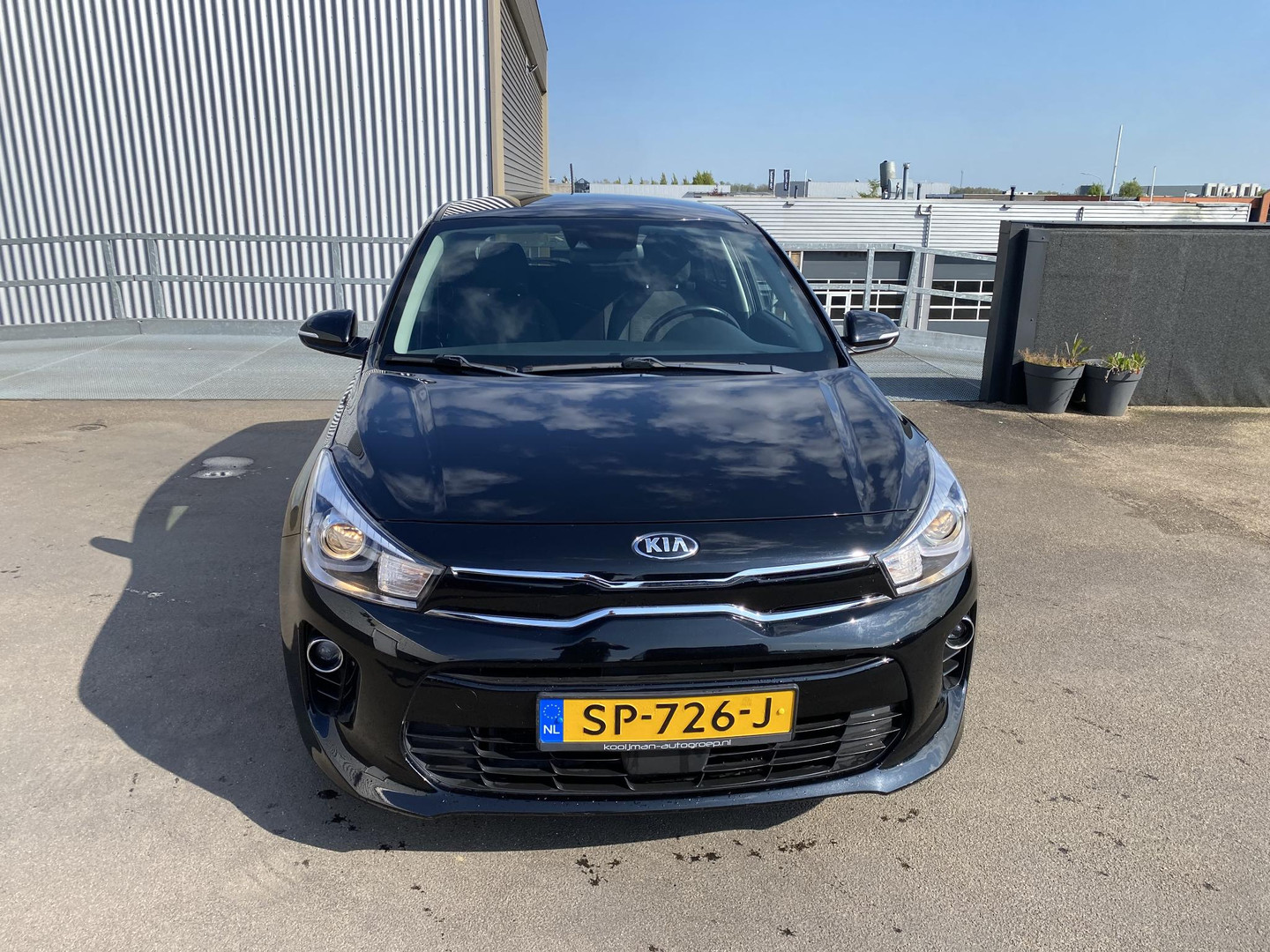 Kia