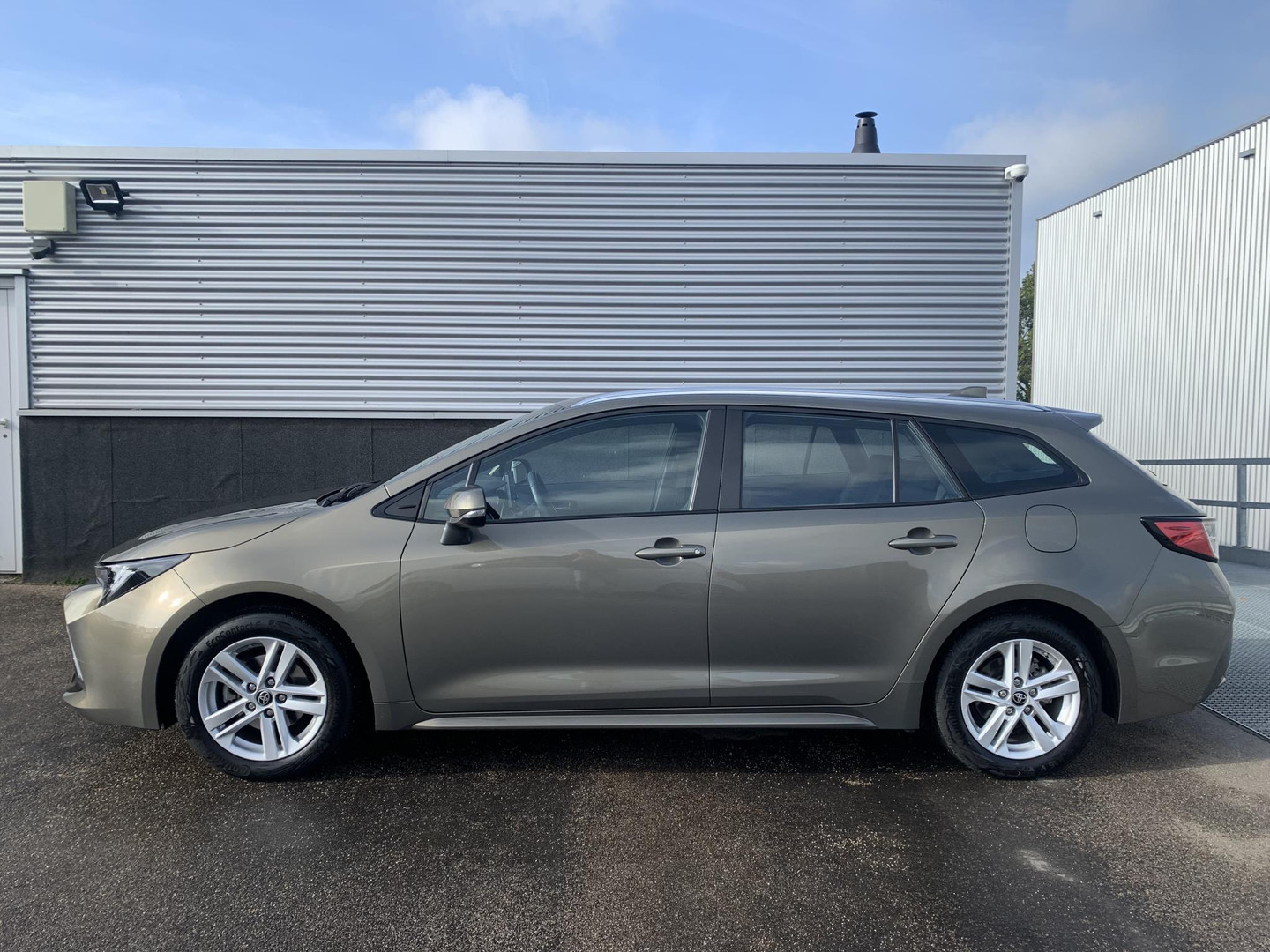 Toyota Corolla Touring Sports