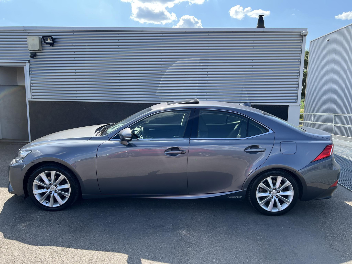 Lexus IS