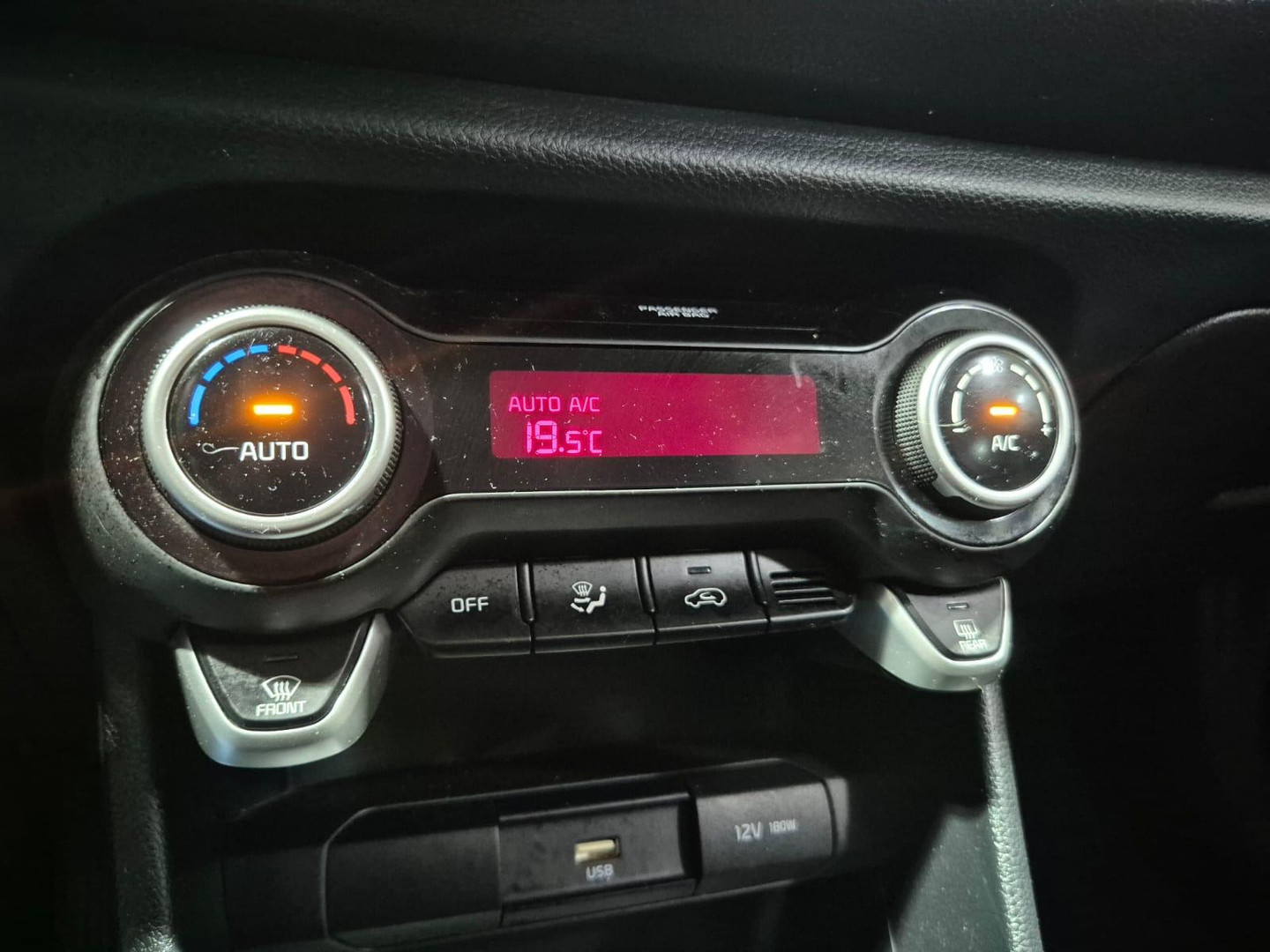 Kia Kia