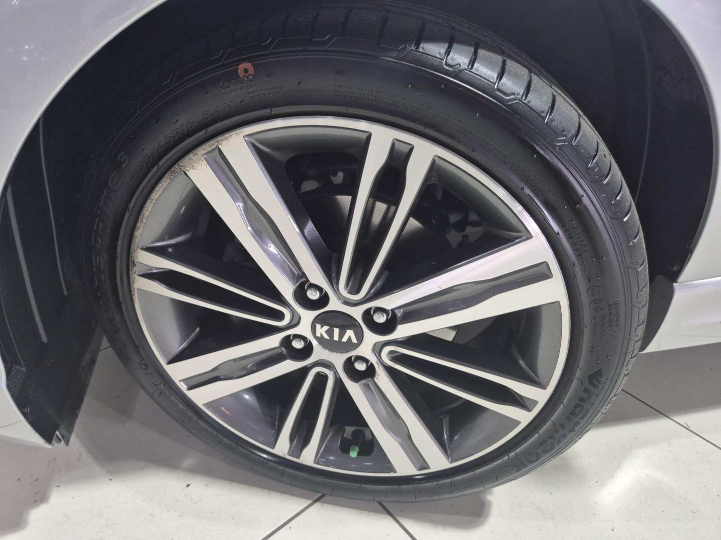 Kia