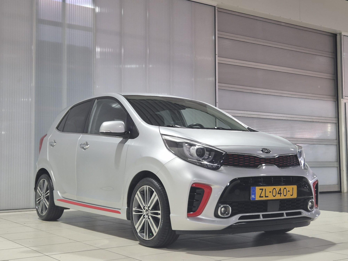 Kia