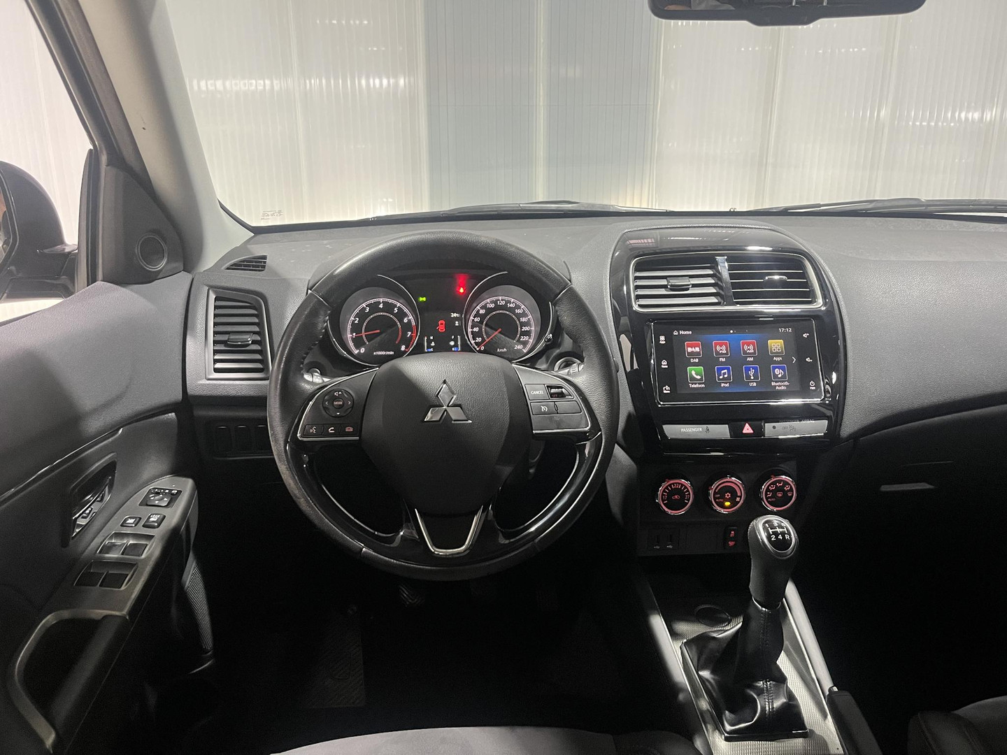 Mitsubishi Mitsubishi